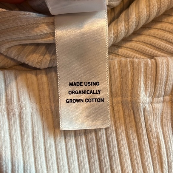 NWT AGOLDE Lyza Ribbed Cutout Top! - Picture 4 of 4